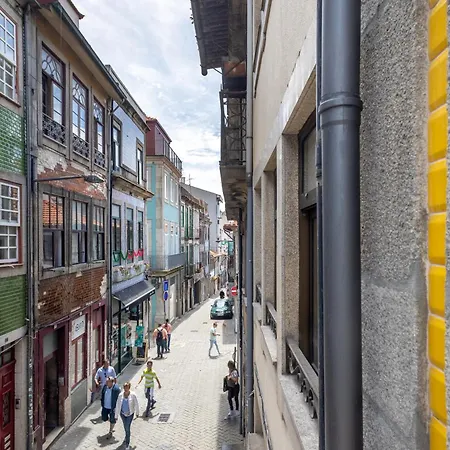 Spacious Duplex In Porto's Downtown • A/c